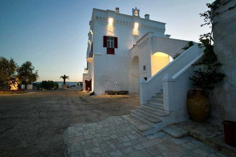 Masseria Torre Coccaro Savelletri酒店